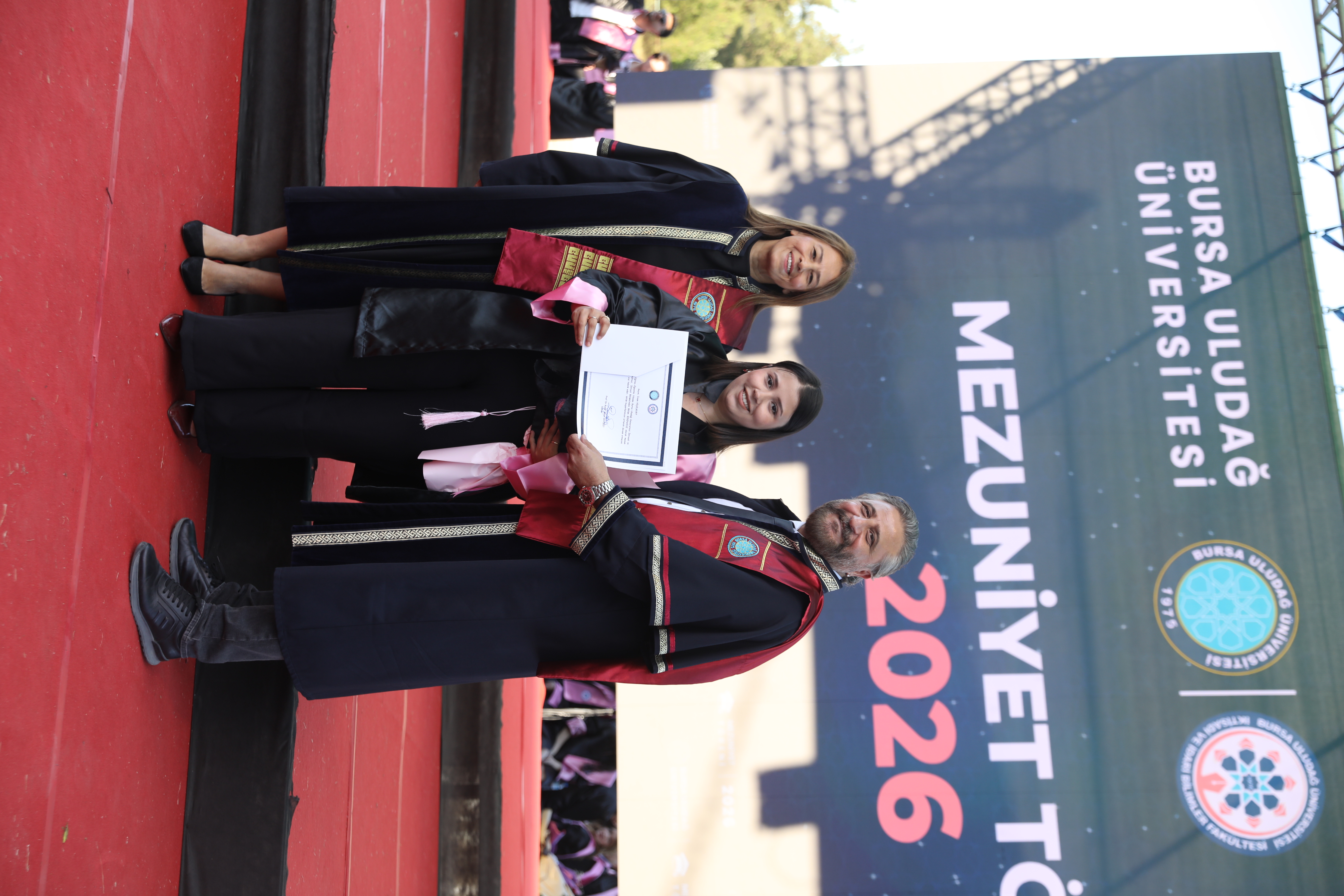 2025-2026 AKADEMİK YILI İ.İ.B.F. MEZUNİYET COŞKUSU 